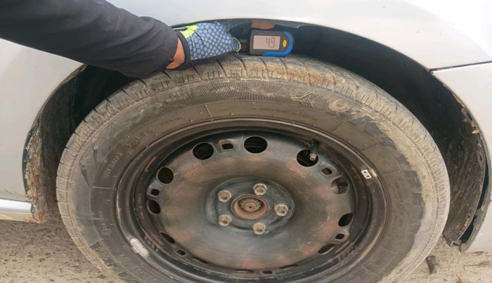 2014 Volkswagen Polo COMFORTLINE 1.5L, Diesel, Manual, 66,033 km, tyre