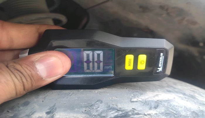 2019 Maruti Dzire ZXI PLUS AMT, Petrol, Automatic, 1,08,934 km, tyre