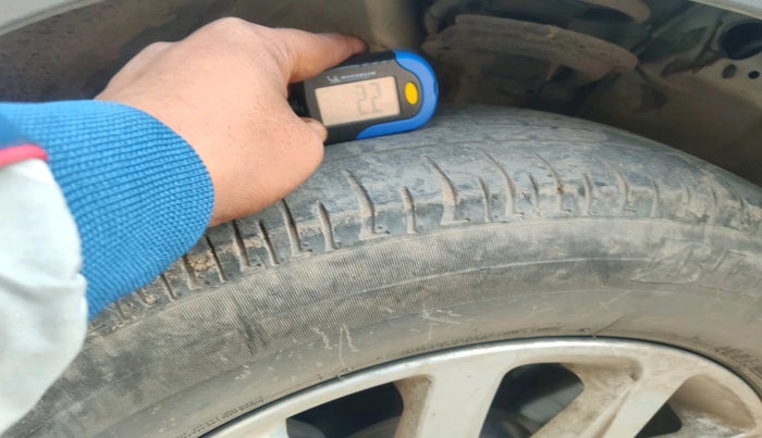 2018 Hyundai Creta SX 1.6 DIESEL, Diesel, Manual, 1,69,727 km, tyre