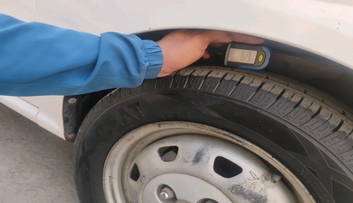 2013 Hyundai Santro Xing GL PLUS, Petrol, Manual, 45,305 km, tyre