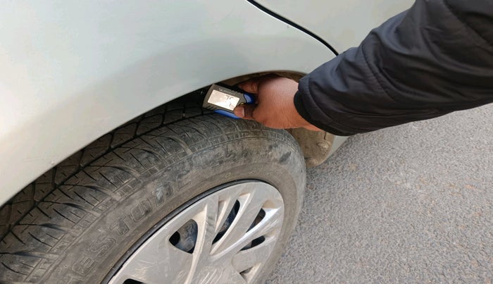 2016 Maruti Swift VXI, Petrol, Manual, 1,28,660 km, tyre