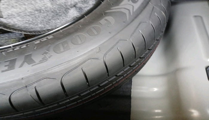 2025 KIA SELTOS  HTX 1.5 DIESEL AT, Diesel, Automatic, 6,569 km, tyre