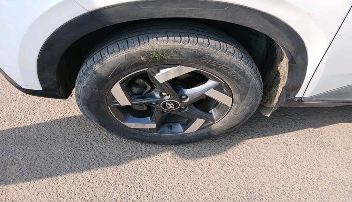 2021 Hyundai VENUE SX 1.0 TURBO IMT, Petrol, Manual, 53,320 km, tyre