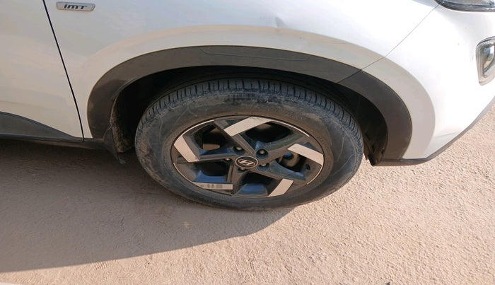 2021 Hyundai VENUE SX 1.0 TURBO IMT, Petrol, Manual, 53,320 km, tyre