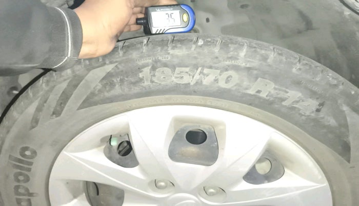 2015 Hyundai Elite i20 MAGNA 1.2, Petrol, Manual, 1,10,610 km, tyre