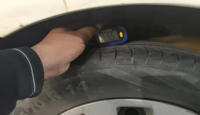 2015 Hyundai Elite i20 MAGNA 1.2, Petrol, Manual, 1,10,610 km, tyre