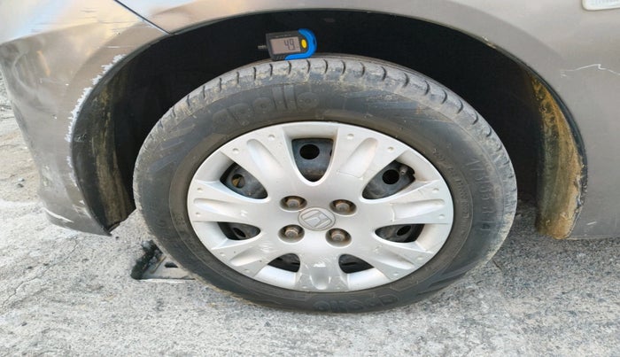 2012 Honda Brio S MT, Petrol, Manual, 69,721 km, tyre