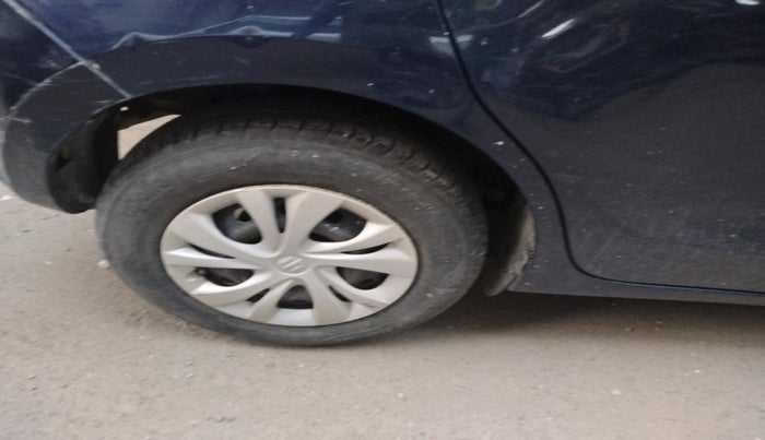 2018 Maruti Swift VXI AMT, Petrol, Automatic, 82,544 km, tyre