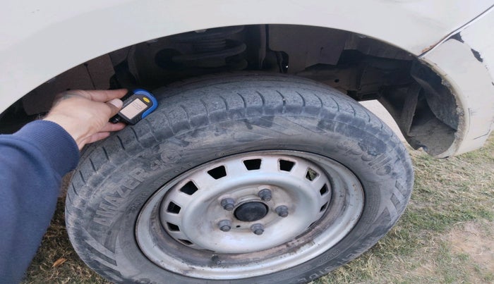 2013 Mahindra Quanto C2, Diesel, Manual, 1,16,840 km, tyre