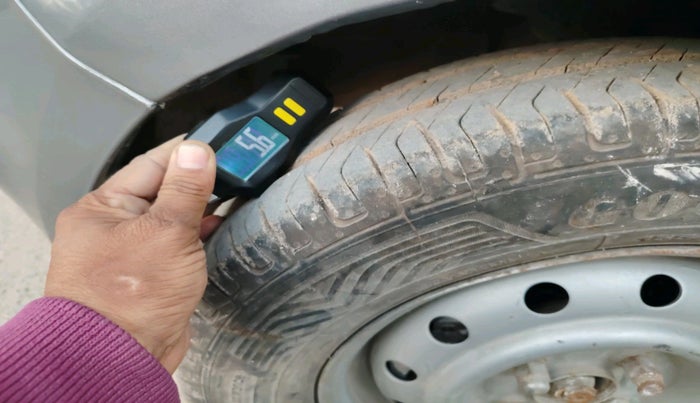 2013 Hyundai i10 ERA 1.1, Petrol, Manual, 79,695 km, tyre