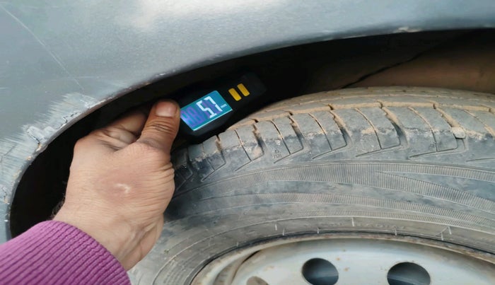 2013 Hyundai i10 ERA 1.1, Petrol, Manual, 79,695 km, tyre