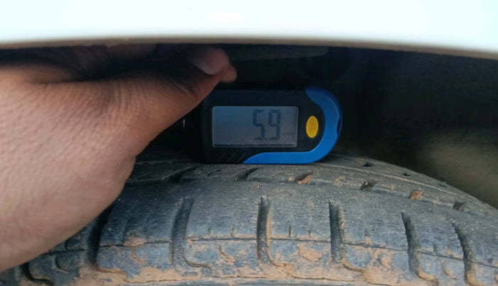 2011 Maruti Alto K10 VXI, Petrol, Manual, 75,432 km, tyre