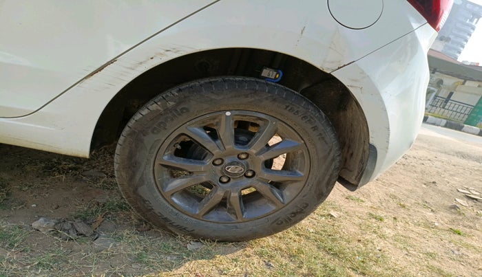 2019 Hyundai Elite i20 SPORTZ PLUS 1.2, Petrol, Manual, 57,843 km, tyre