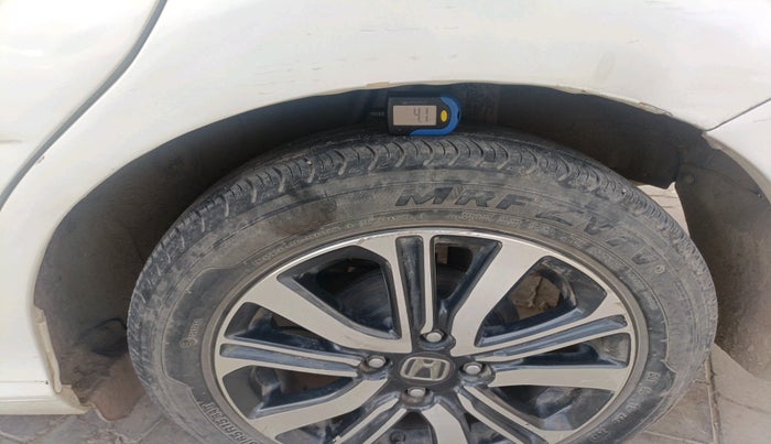 2021 Honda Amaze 1.2L I-VTEC VX, Petrol, Manual, 48,996 km, tyre