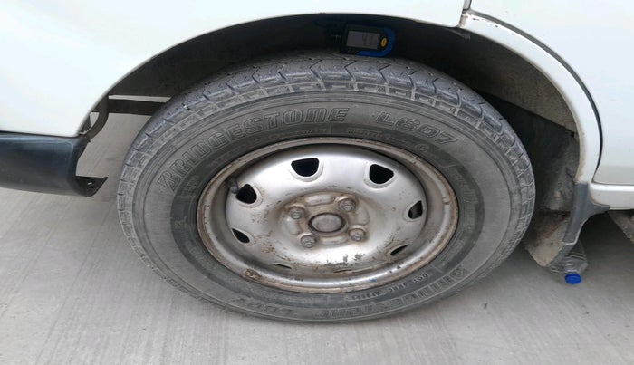 2018 Maruti Eeco 5 STR WITH A/C+HTR, Petrol, Manual, 94,233 km, tyre