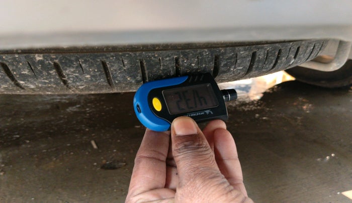 2019 Maruti Ertiga ZDI+ 1.3, Diesel, Manual, 1,31,209 km, tyre