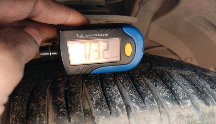 2019 Maruti Ertiga ZDI+ 1.3, Diesel, Manual, 1,31,209 km, tyre