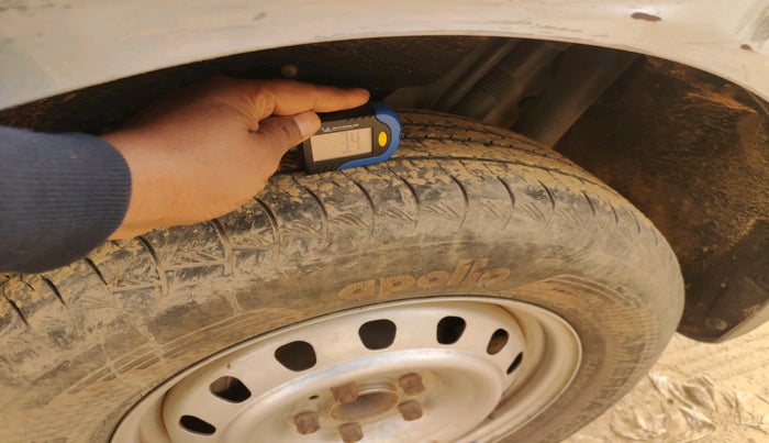 2019 Mahindra MARAZZO M6 7 STR, Diesel, Manual, 1,58,015 km, tyre