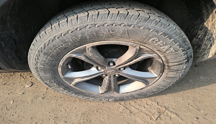 2020 Tata Harrier XT PLUS 2.0L KRYOTEC, Diesel, Manual, 1,39,421 km, tyre