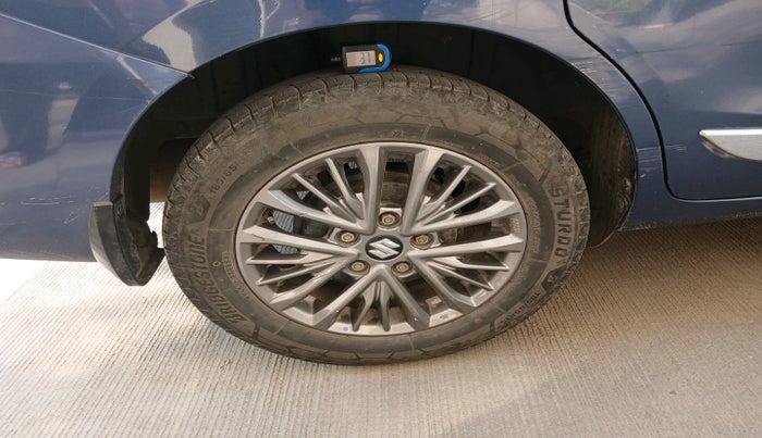 2022 Maruti Ertiga VXI CNG, Petrol, Manual, 1,22,553 km, tyre