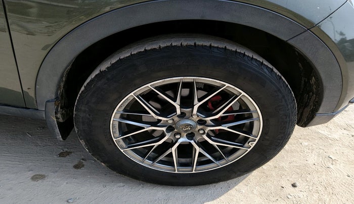 2022 Tata NEXON XZ PLUS (PREMIUM) PETROL, Petrol, Manual, 52,348 km, tyre