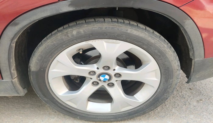 2011 BMW X1 SDRIVE 18I, Petrol, Automatic, 49,696 km, tyre