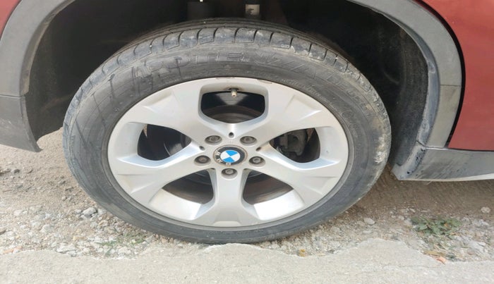 2011 BMW X1 SDRIVE 18I, Petrol, Automatic, 49,696 km, tyre