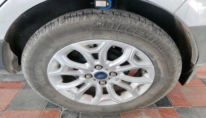 2015 Ford Ecosport TITANIUM 1.5L DIESEL, Diesel, Manual, 89,843 km, tyre