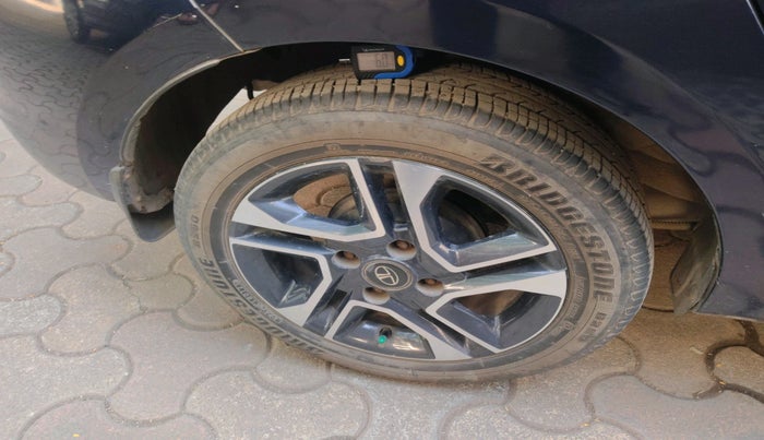 2021 Tata TIGOR XZA PLUS PETROL, Petrol, Automatic, 15,992 km, tyre