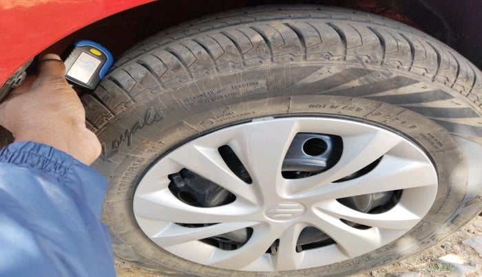 2021 Maruti Swift VXI, Petrol, Manual, 54,517 km, tyre