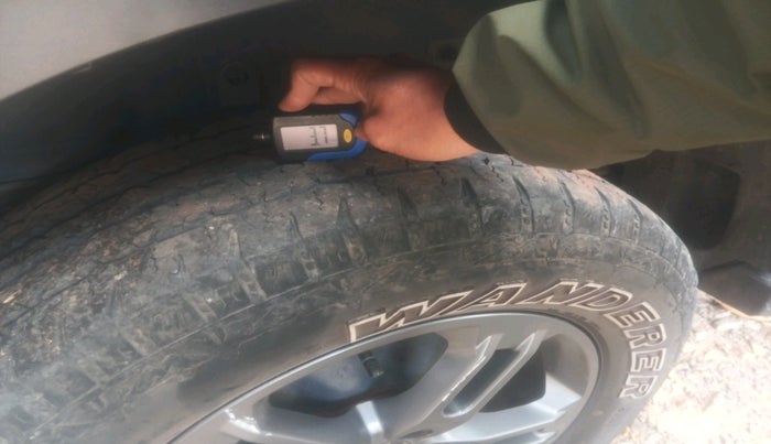 2023 Mahindra Thar LX HARD TOP 4WD MT, Diesel, Manual, 82,819 km, tyre