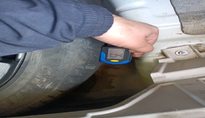 2019 Mahindra XUV300 W8 (O) 1.5 DIESEL, Diesel, Manual, 1,14,847 km, tyre