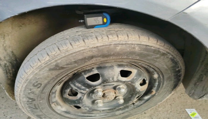 2011 Hyundai Santro Xing GLS PLUS AUDIO, Petrol, Manual, 33,148 km, tyre