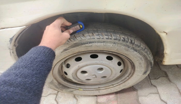 2014 Tata Indigo ECS LS CR4, Diesel, Manual, 1,52,932 km, tyre