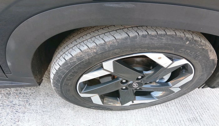 2021 Hyundai ALCAZAR 1.5 SIGNATURE (O) AT 7STR, Diesel, Automatic, 48,011 km, tyre