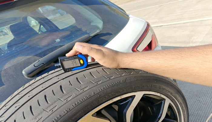 2018 Ford Ecosport TITANIUM 1.5L SIGNATURE EDITION (SUNROOF) DIESEL, Diesel, Manual, 88,593 km, tyre