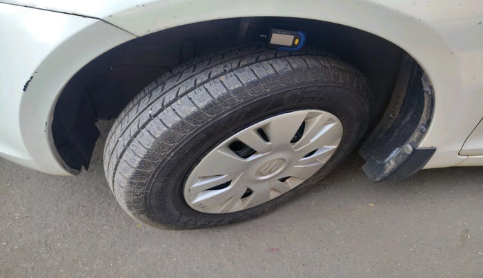 2012 Maruti Swift VXI, Petrol, Manual, 22,238 km, tyre