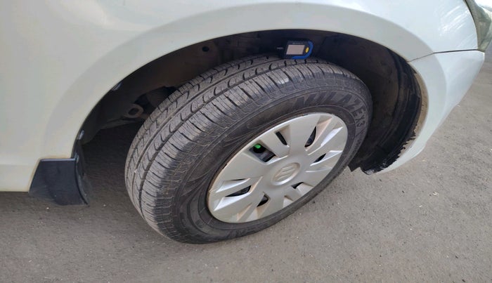 2012 Maruti Swift VXI, Petrol, Manual, 22,238 km, tyre