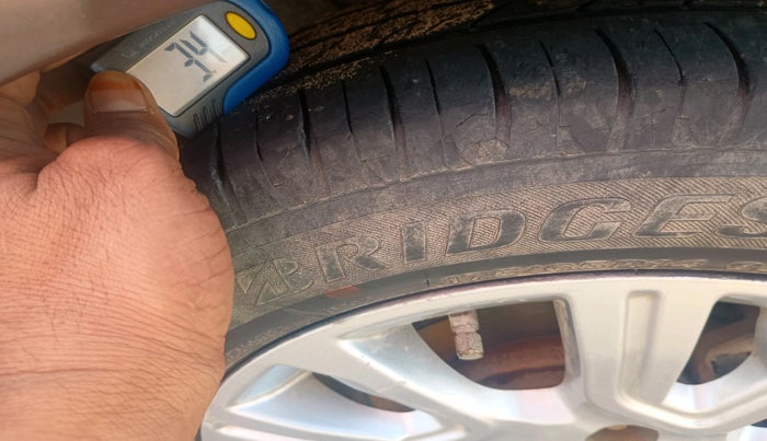 2018 Tata Tiago XZ PETROL, Petrol, Manual, 67,171 km, tyre