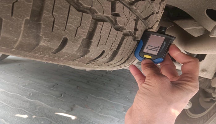 2022 Toyota Fortuner 4X2 AT 2.7 PETROL, Petrol, Automatic, 73,562 km, tyre