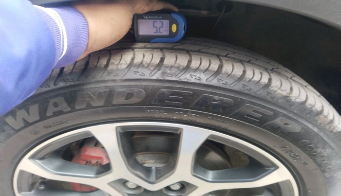 2024 Maruti XL6 ZETA MT, Petrol, Manual, 17,295 km, tyre