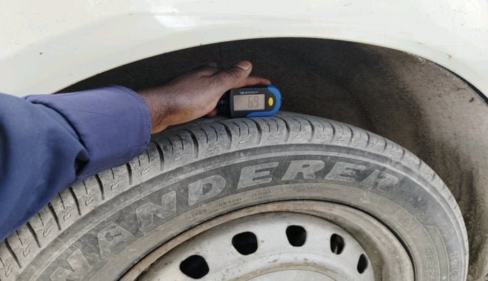 2019 Mahindra MARAZZO M2 8 STR, Diesel, Manual, 1,27,903 km, tyre