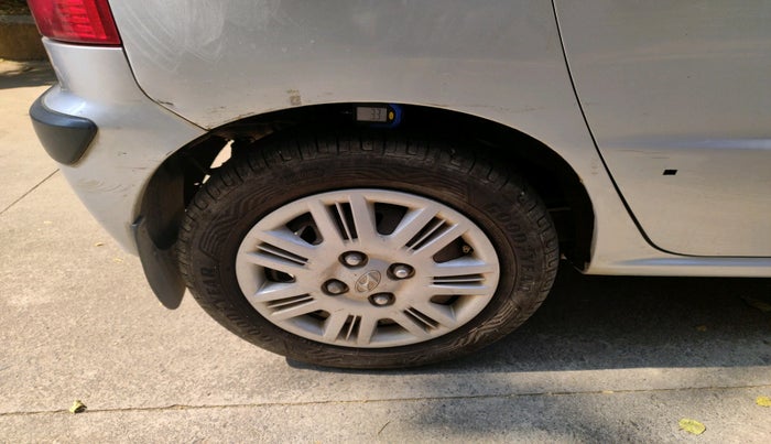 2010 Hyundai Santro Xing GLS, Petrol, Manual, 75,700 km, tyre