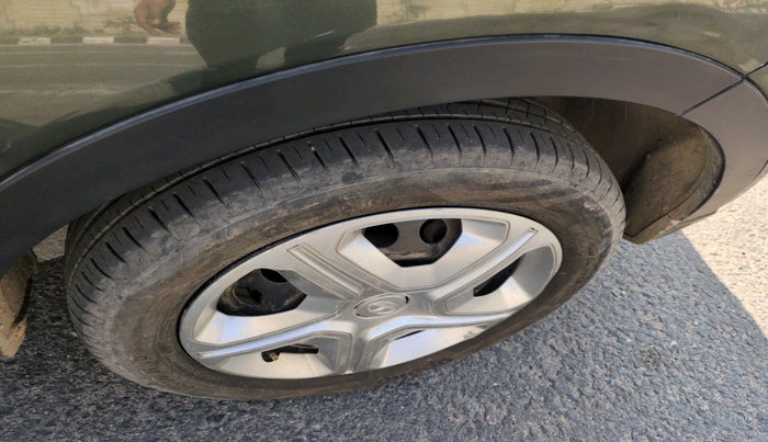 2021 Tata NEXON XM PETROL, Petrol, Manual, 76,913 km, tyre