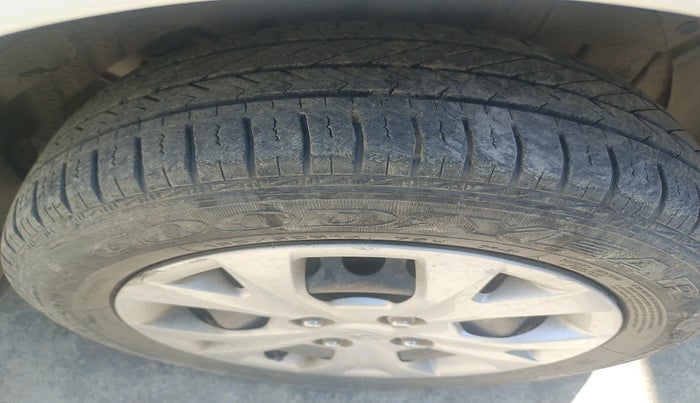 2014 Hyundai Grand i10 MAGNA 1.1 CRDI, Diesel, Manual, 70,678 km, tyre