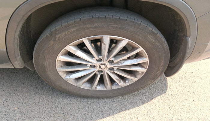 2023 Skoda Kodiaq L&K, Petrol, Automatic, 80,367 km, tyre