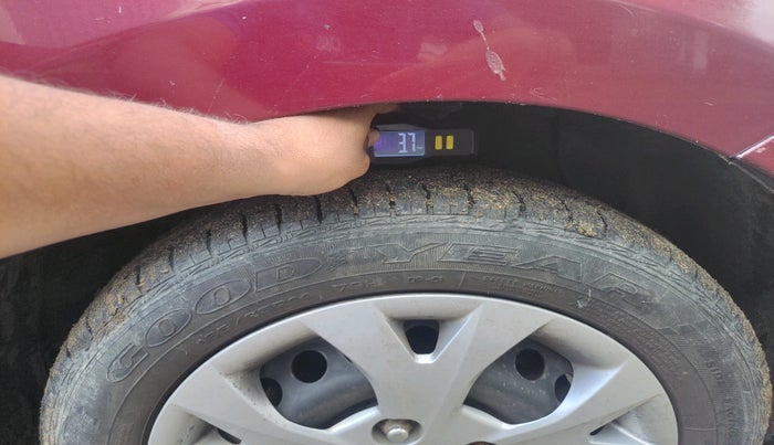 2013 Hyundai Grand i10 SPORTZ 1.2 KAPPA VTVT, Petrol, Manual, 84,998 km, tyre