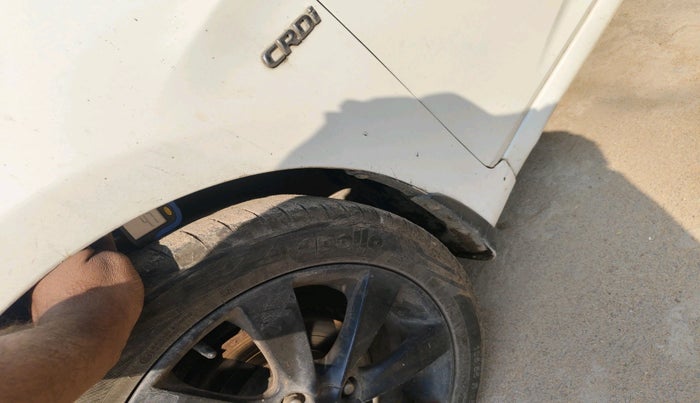 2011 Hyundai Verna FLUIDIC 1.6 CRDI SX, Diesel, Manual, 1,35,751 km, tyre