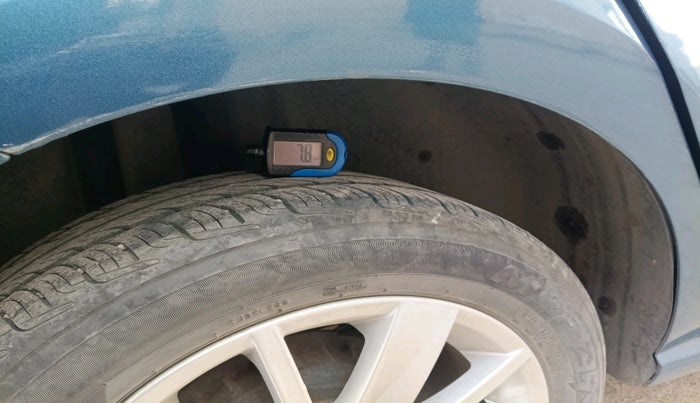 2016 Volkswagen Ameo HIGHLINE1.2L, Petrol, Manual, 79,343 km, tyre