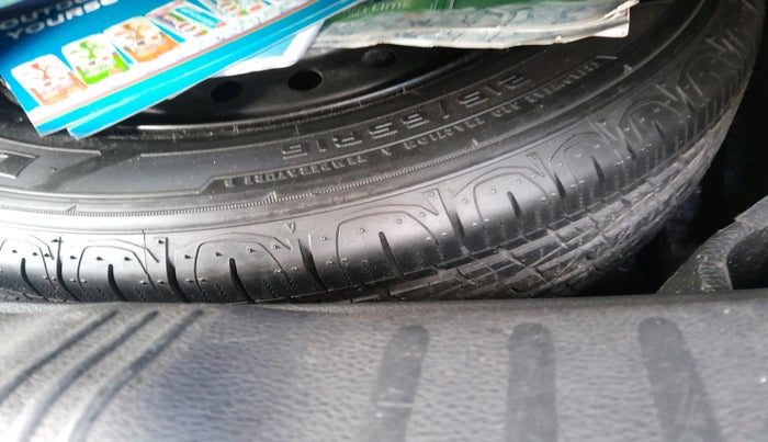 2017 Jeep Compass LIMITED 2.0 DIESEL, Diesel, Manual, 1,27,222 km, tyre